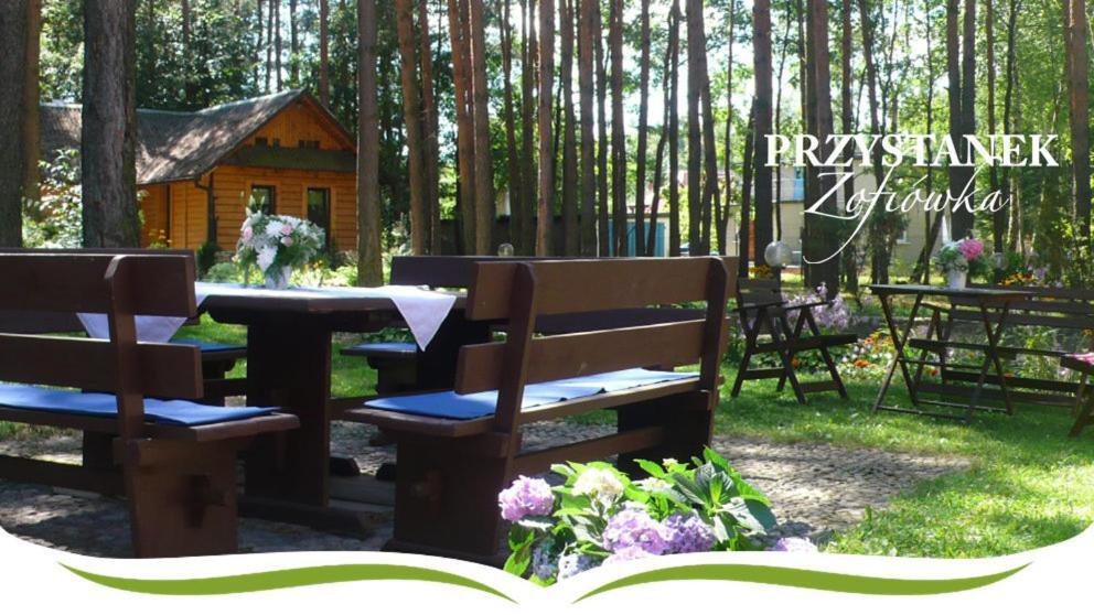 Hotel Przystanek Zofiowka Tuszyn Esterno foto